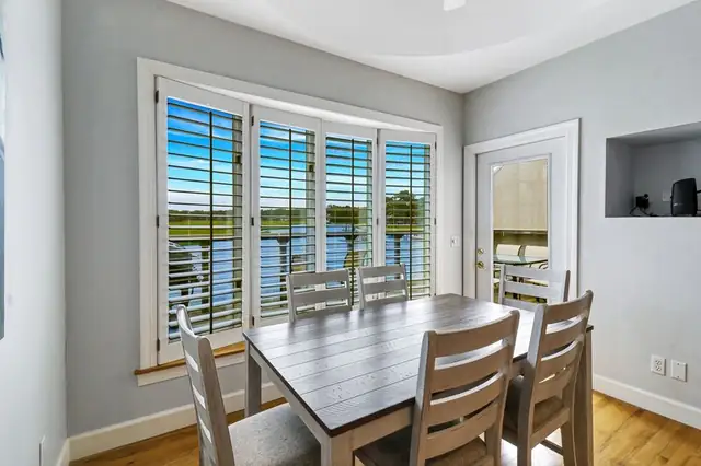 Dining area at Braddock Cove Club 11